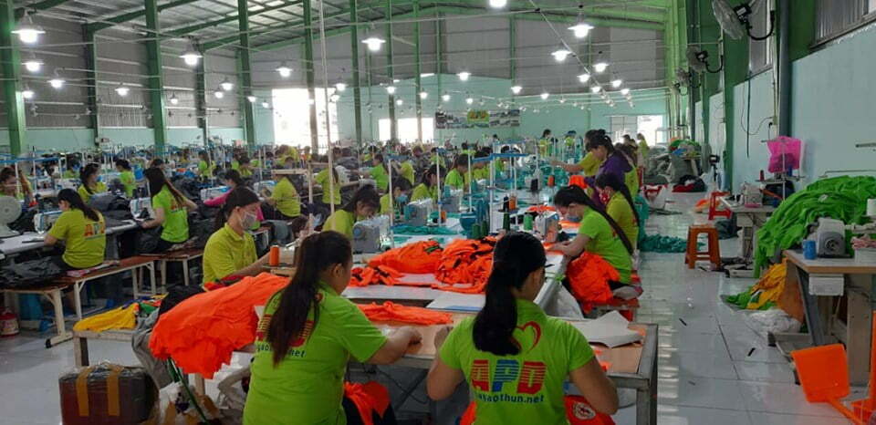 Xưởng may An Phát Đạt là xưởng may quần áo ở Bình Tân gia công chất lượng cao