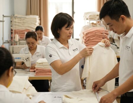 Tối Ưu Chi Phí Sản Xuất Local Brand: 5 Chiến Lược Giảm Giá Thành Hiệu Quả